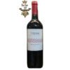 Rượu Vang Chile Trewa Clasico đỏ khi nhìn sẽ thấy có màu đỏ đậm ánh xanh. Rượu mang hương thơm của các loại trái cây mâm xôi