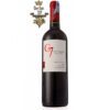 Rượu Vang Chile G7 Clasico đỏ khi nhìn sẽ thấy có màu đỏ đậm đặc với ánh xanh nhạt. Rượu mang hương thơm tinh tế của các loại quả