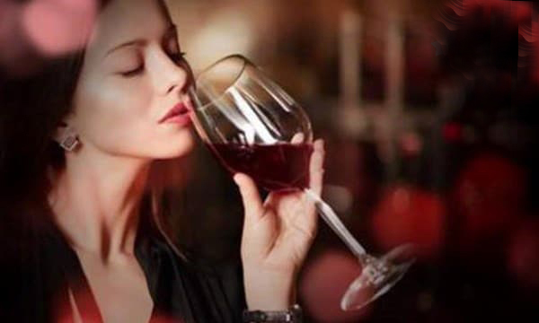 Bạn đã biết rượu vang đỏ nào tốt cho phụ nữ chưa ?