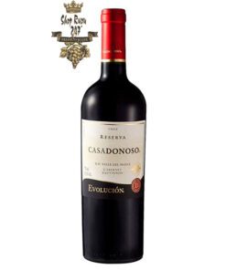 Rượu Vang Chile Casadonoso Reserva Cabernet Sauvignon có mầu đỏ tím thanh lịch. Hương thơm của các vị trái cây như mận, mâm xôi và nho