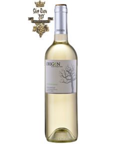 Rượu Vang Chile Origen Classico Sauvignon Blanc có màu vàng tươi sang với phản xạ xanh. Hương thơm của các loại hoa quả