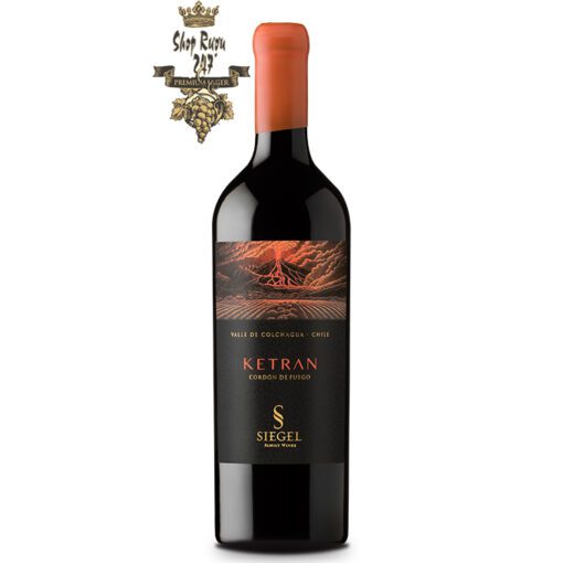 Rượu Vang Chile Đỏ Siegel Ketran có mầu đỏ tím tươi sáng. Hương thơm thanh lịch của quả chín, mận chín và quả khô. Hương vị mạnh mẽ của mận