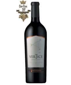 Rượu Vang Chile ĐỏVentisquero Vertice có mầu đỏ đậm ánh tím. Hương thơm của các loại quả đen như mâm xôi và quả mọng