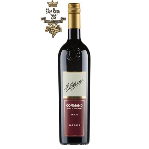 Vang Úc Command Single Vineyard Shiraz Old Vine 2010 Elderton có mầu đỏ tím đẹp mắt. Hương thơm của nho đen, hoa hồi
