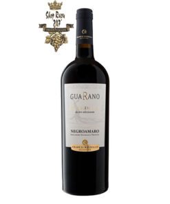 Rượu Vang Đỏ Le vigne di Sammarco Guarano Appassimento Negroamaro Salento có màu đỏ ruby tươi. Hương thơm phức hợp của các loại hoa quả mầu đỏ