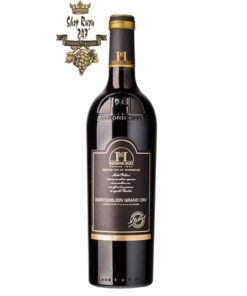 Rượu Vang Pháp Đỏ Raymond Huet ST Emilion Grand Cru có mầu sắc đỏ ánh tím rực rỡ. Mùi hương mạnh mẽ, phức tạp