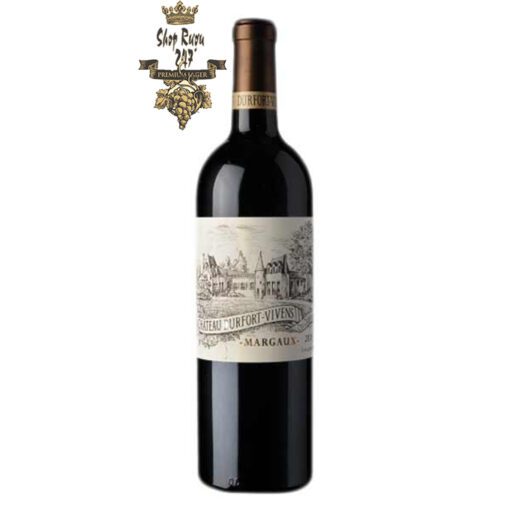 Rượu Vang Đỏ Pháp Chateau Durfort Vivens có màu đỏ ruby ánh tím. Hương thơm phức hợp và mãnh liệt, tinh tế của các loại trái cây