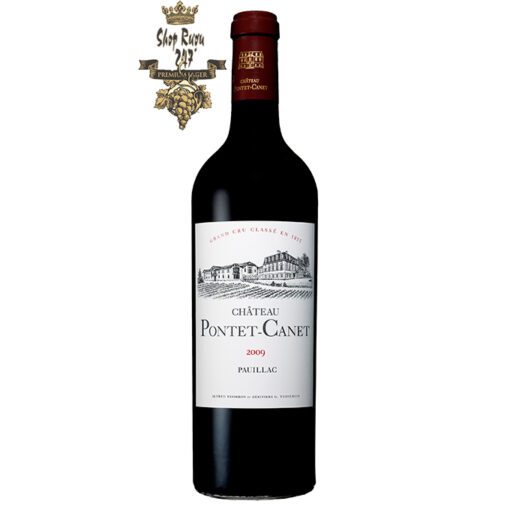 Grand Cru Classé en 1855 Château Pontet Canet có màu đỏ tím đẹp mắt. Hương thơm quyến rũ là sự kết hợp của hoa quả, khoáng chất liên kết với thổ nhưỡng của vùng trồng nho