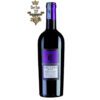 Rượu Vang Ý Đỏ Nero D Avola Syrah Terre Siciliane có mầu đỏ ruby ánh tím. Hương thơm ngào ngạt và phức hợp của hoa violet