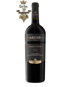 Rượu Vang Đỏ Le vigne di Sammarco Arche Blend Salento có mầu đỏ ruby. Hương thơm thanh lịch của trái cây và quả mọng đỏ cùng gợi ý của vani