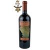 Rượu Vang Chile Đỏ Marchigue Vinedos có mầu đỏ đậm sâu ánh lên sắc xanh và cấu trúc mạnh mẽ tập hợp đầy đủ mùi vị