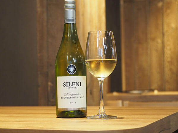 Shopruou247_hinh_anh_ruou vang trang Sileni Cella Selection Sauvignon Blanc 1