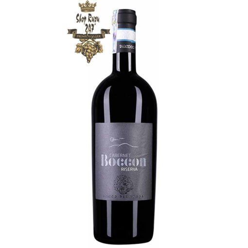 Rượu Vang Ý Boccon Cabernet Riserva có mầu ruby đỏ đậm sâu. Hương thơm quyến rũ của mận chín, nho đen, phúc bồn tử và hương nấm.