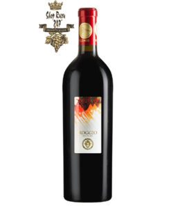 Rượu Vang Ý Roggio Velenosi có màu đỏ hồng hào nhoáng. Hương thơm của trái cây mạnh mẽ với ghi chú của mứt, quả mọng đen, anh đào.