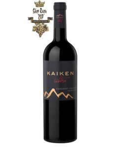 Rượu Vang Đỏ Kaiken Ultra Cabernet Sauvignon có mầu đỏ hồng ngọc rất đẹp. Hương vị của quả mọng đỏ, gia vị, thuốc lá