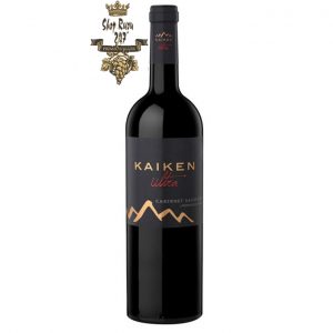 Rượu Vang Đỏ Kaiken Ultra Cabernet Sauvignon có mầu đỏ hồng ngọc rất đẹp. Hương vị của quả mọng đỏ, gia vị, thuốc lá