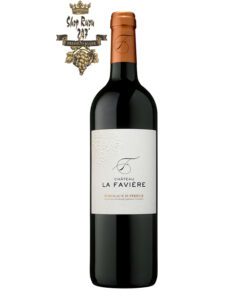 Rượu Vang Đỏ Chateau La Faviere Bordeaux Superieur có mầu đỏ ruby. Hương thơm quyến rũ của rất nhiều trái cây chín đỏ, nho đen, dâu đen