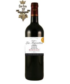 Rượu Vang Đỏ Chateau Les Marcottes có mầu đỏ đậm và sáng. Hương thơm tươi mát và mạnh mẽ của trái cây tươi như dâu rừng