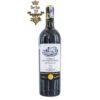 Rượu Vang Đỏ Chateau Les Martineaux Bordeaux có mầu đỏ anh đào. Hương thơm của các loại trái cây đỏ cùng hương vị của mứt đỏ