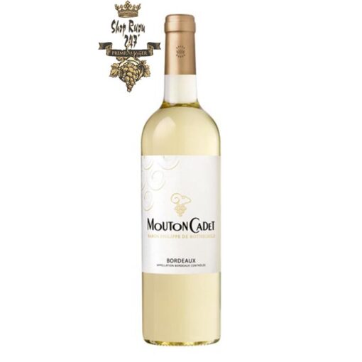 Rượu Vang Pháp Trắng Baron Philippe de Rothschild Mouton Cadet White có vị nho hỗn hợp hòa quyện hài hòa với vị tannin, hương gỗ sồi cũng như tính axit từ một loạt các trái cây tự nhiên: đào, cam, quýt