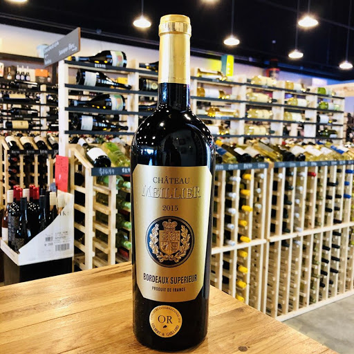 Rượu Vang Đỏ Pháp Chateau Meillier Bordeaux Superieur có nguồn gốc từ cây nho từ 21 năm tuổi, góp phần vào chất lượng của rượu 