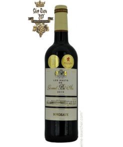 Rượu Vang Đỏ Pháp Chateau Les Hauts de Gromel Bel Air 2015 có mầu đỏ anh đào sâu đậm. Thích hợp thưởng thức trong các chuyến đi picnic