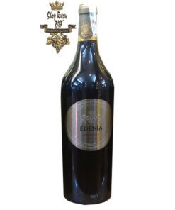 Rượu Vang Đỏ Pháp Edenia Margaux có mầu đỏ anh đào đẹp mắt. Nó có đặc trưng riêng: đậm đà, quyến rũ, mềm mại, thanh nhã