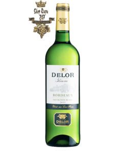 Rượu Vang Pháp Delor Bordeaux Sauvignon Blanc có màu vàng ánh xanh. Hương thơm toát lên của trái cây nhiệt đới, chanh, quất