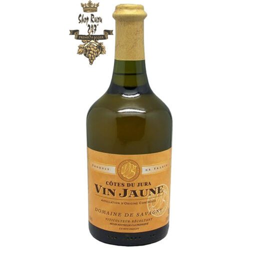 Rượu vang Pháp Domaine de Savagny Cotes du Jura Vin Jaune 62 cl 2019 White có mùi vị ngọt ngào của nho chín và các loại trái cây