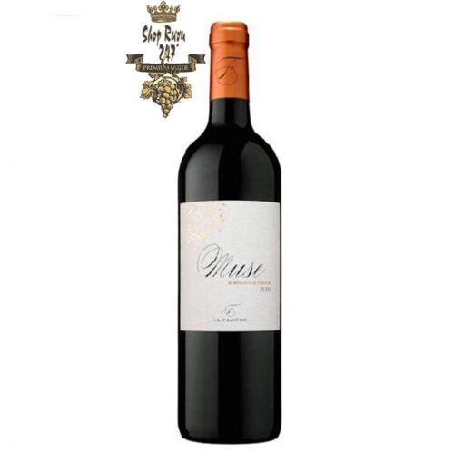 Rượu Vang Pháp Muse de Ch.La Faviere 2nd wine được làm từ 2 giống nho Cabernet Franc – Merlot cung cấp cho rượu một màu sắc rực rỡ