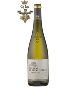 Rượu vang Pháp Château de Montgueret Saumur 2019 mang đến một màu vàng chói tựa pha lê, bung tỏa một làn hương đầy cuồng nhiệt