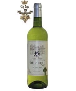 Rượu Vang Trắng Chevalier De Pierre Blanc Sec có mầu vàng chanh đẹp mắt. Hương thơm tinh tế của các loại hoa quả và hương hoa trắng