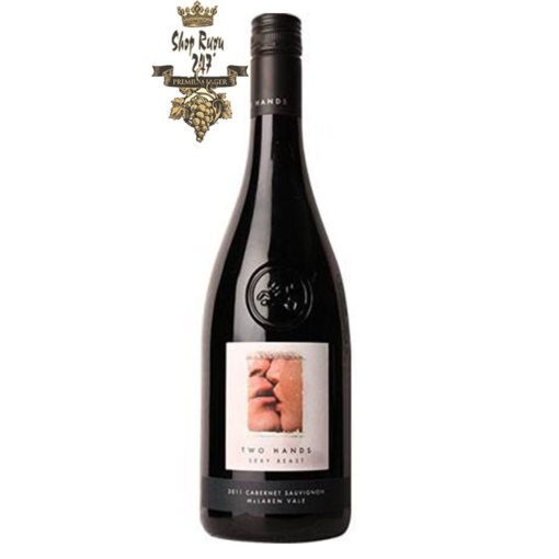 Rượu Vang Úc Sexy Beast Cabernet Sauvignon Two Hands có mầu đỏ anh đào đẹp mắt. Hương thơm của nho đỏ, thuốc lá
