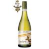 Rượu vang trắng Úc Yalumba Organic Riverland Chardonnay mang hương vị ngọt ngào của nho chín, mâm xôi, dưa, đào,… kết hợp