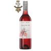 Rượu vang hồng Úc Yalumba Y Series Sangiovese Rosé hiện lên đầy tinh tế với màu hồng nhạt tươi tắn