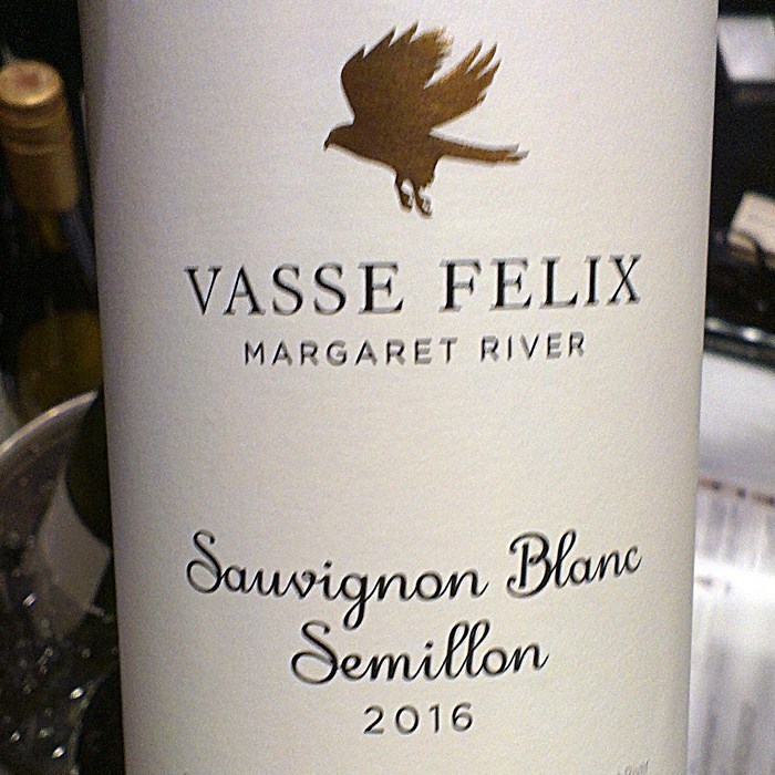 Shopruou247_hinh_anh_vasse felix sauvignon blanc semillon 2016 wine australia 2017 wine road show beijing