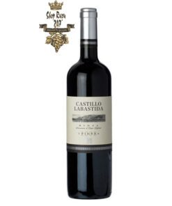 Rượu vang Castillo Labastida Oak Aged được tạo nên bởi nho Tempranillo – giống nho nổi tiếng của đất nước Tây Ban Nha.