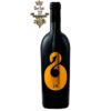 Rượu Vang Ý Đỏ 816 Primitivo Di Manduria có màu đỏ ruby sắc tím. Là một loại rượu có hương vị của tất cả mọi thứ, từ gợi ý nước lợ của vùng biển