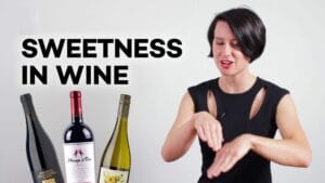 vị ngọt có trong rượu vang đến từ đâu? Trong khi mức độ tannin, độ cồn và độ chua đóng một vai trò quan trọng trong cảm nhận độ ngọt của rượu