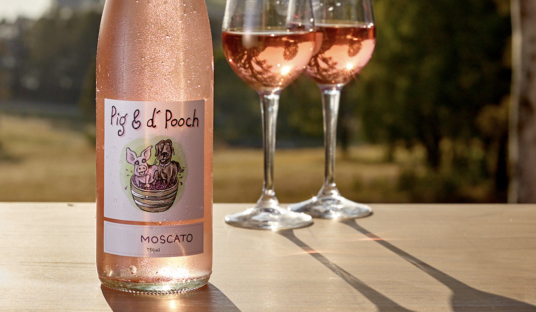 Rượu vang hồng và Vang ngọt Moscato có giống nhau không?