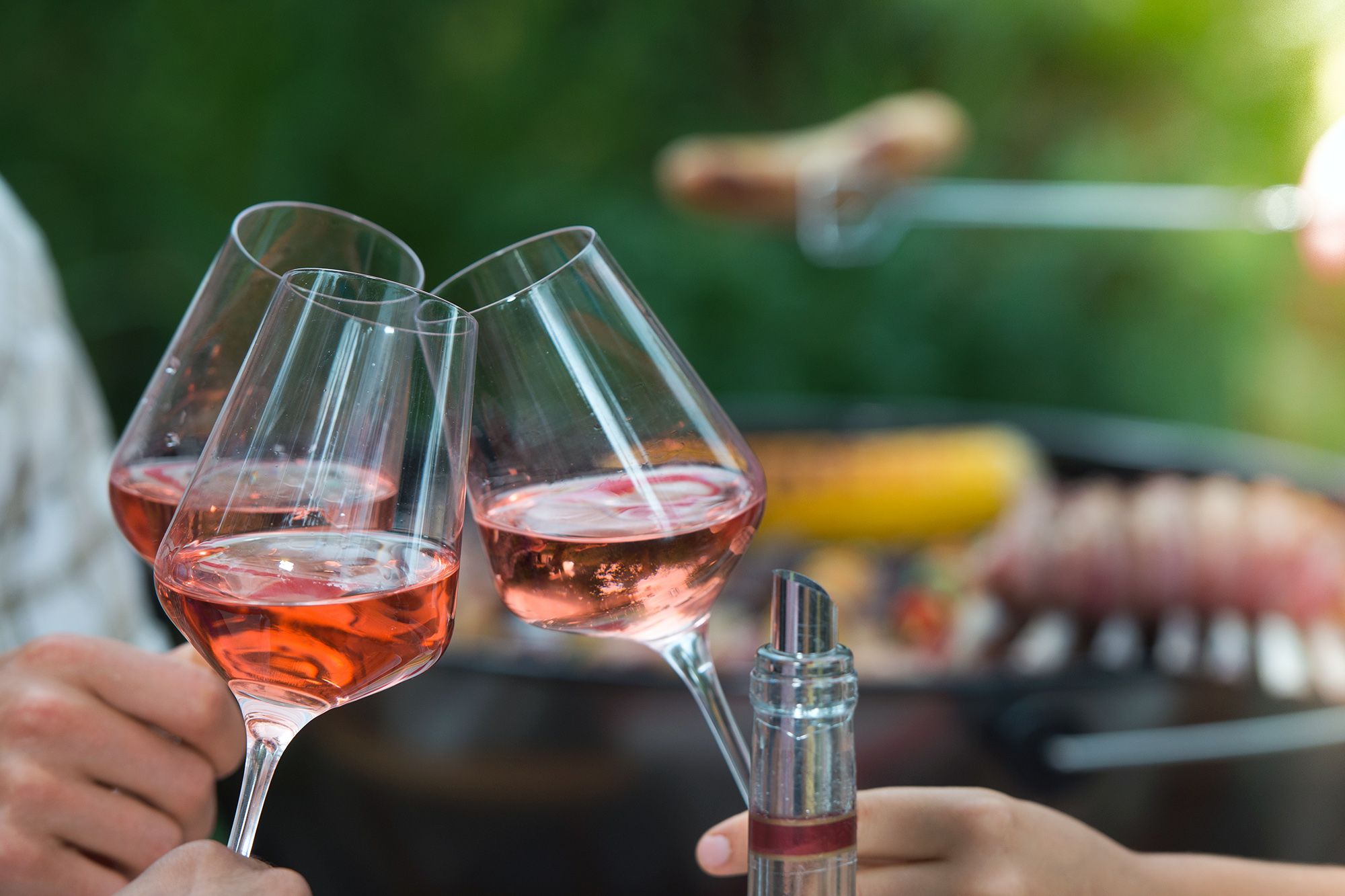 Rượu vang hồng và Vang ngọt Moscato có giống nhau không?