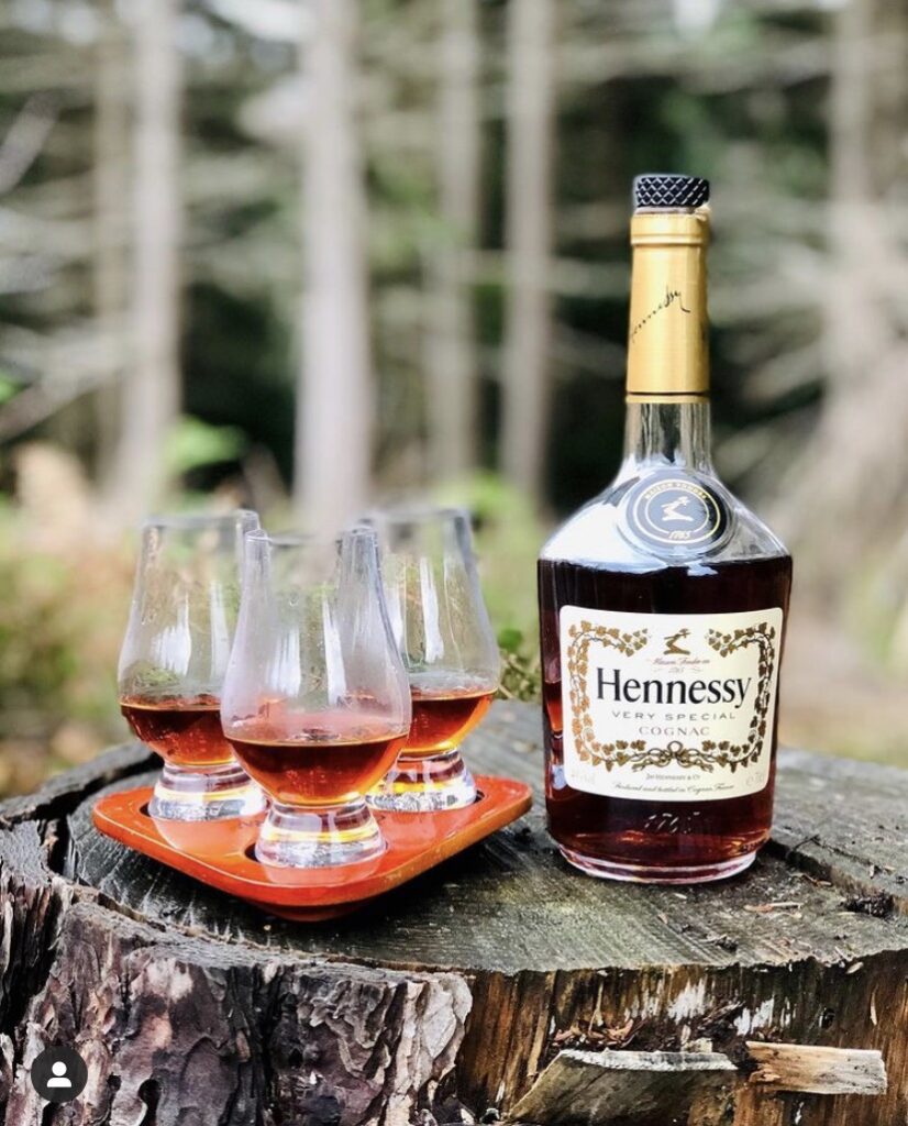 Shopruou247_hinh_anh_ruou hennessy vs1