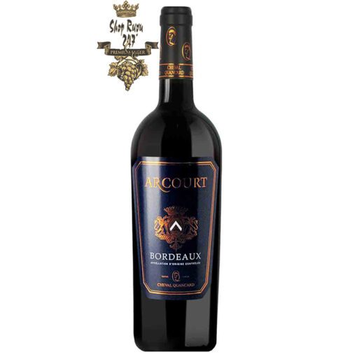 Vang Đỏ Pháp Cheval Quancard Arcourt Bordeaux 2016 được kết hợp bao gồm 85% Merlot và 15% Cabernet Sauvignon được trưởng thành trong thùng gỗ