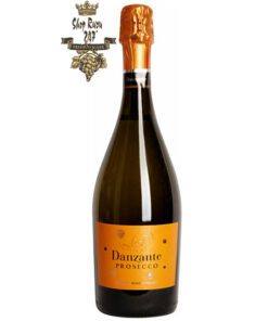 Vang Nổ Ý Danzante Prosecco Extra Dry hiện lên vẻ đẹp của sự tao nhã nhất của nghệ thuật và niềm đam mê sản xuất rượu vang của người Ý.