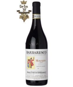 Rượu Vang Produttori Del Barbaresco Muncagota thể hiện tuyệt đẹp trong mùa cổ điển đầy nắng và ấm áp này, tạo ra một loại rượu với hương trái cây