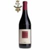Rượu Vang Ý Đỏ Sandrone Barolo Le Vigne mang một màu đỏ đậm ánh tím vô cùng đẹp mắt khi ở trên ly. Hương thơm nồng nàn của trái cây
