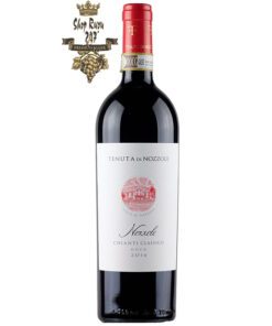 Rượu Vang Tenuta Di Nozzole Riserva DOCG có màu đỏ ruby đậm gây ấn tượng với người thưởng thức ngay từ ánh nhìn đầu tiên