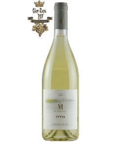 Rượu Vang Trắng Vivia Maremma Toscana DOC đặc trưng bởi một màu vàng nhạt. Hương thơm mở ra với một bó hoa trái cây thanh lịch