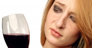Bạn thường không thấy rượu vang có ghi hạn sử dụng ở trên chai. Vậy hạn sử dụng của rượu vang là bao lâu