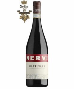 Rượu Vang Đỏ Conterno Nervi Gattinara mang một mày đỏ ruby với phản chiếu màu ngọc hồng lựu.